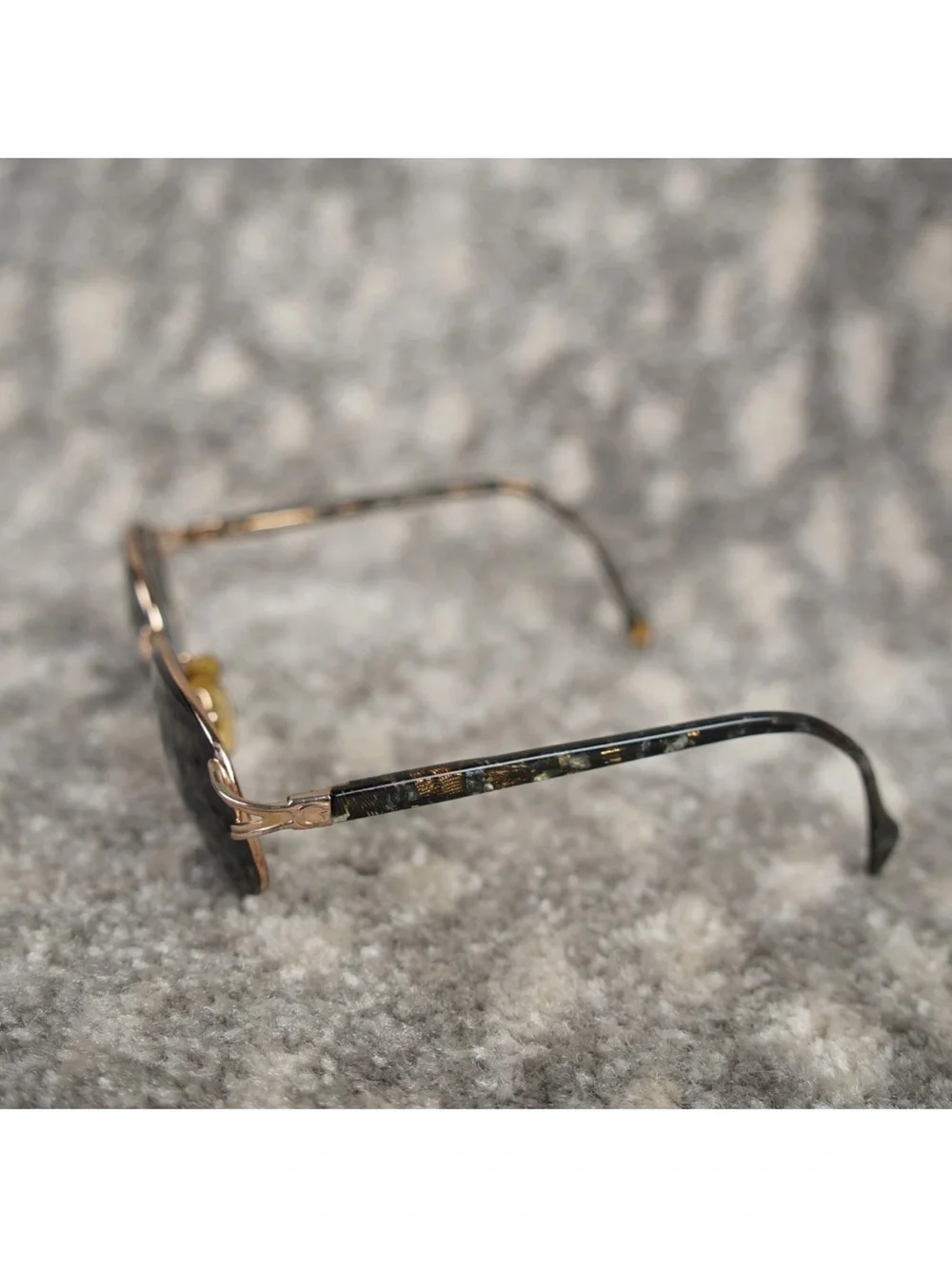 Vintage Gucci Metal Oval Eyeglasses Frames Only Adult 55-18 Gold Flecked Marbled